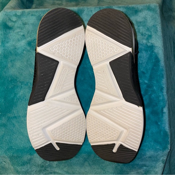 Sketchers Sneakers! - Picture 10 of 10